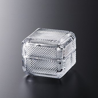 ふたもの - 多様化する食文化にお応えします 業務用ガラス食器の卸売